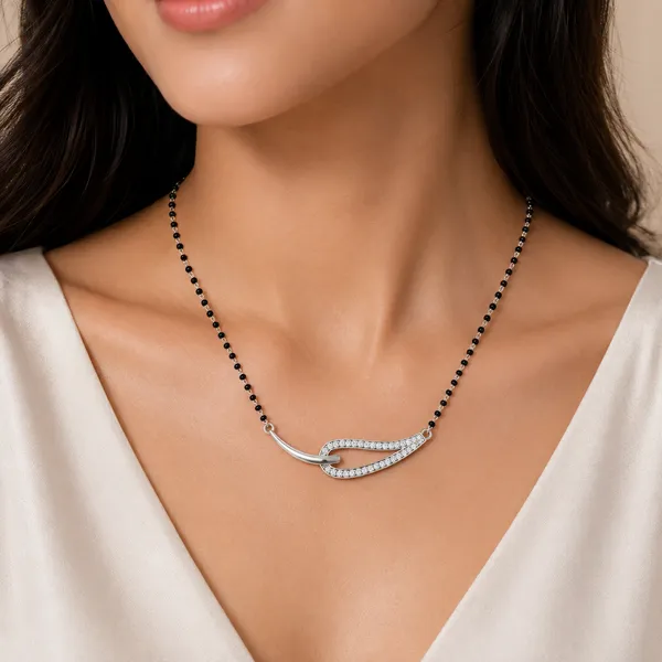 Silver-Tone_Stone-Studded_Mangalsutra_Necklace_For_Women