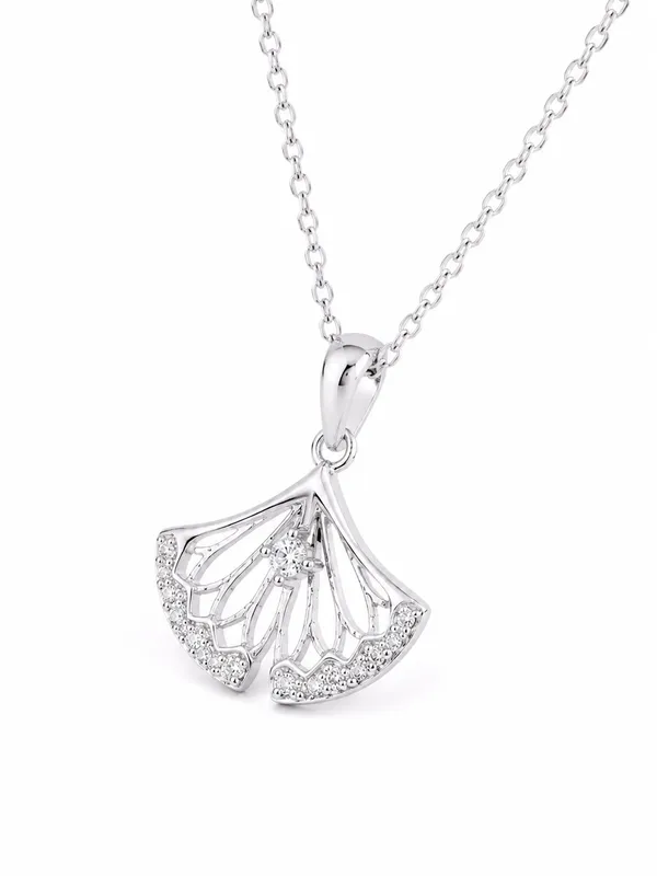 Silver_Tone_Fan_Pendant_Necklace_For_Women