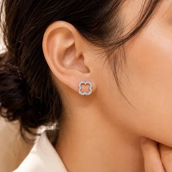 Silver_Tone_Crystal_Quatrefoil_Stud_Earrings_For_Women