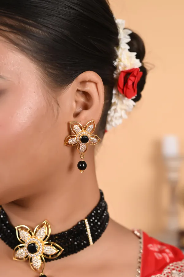 Zircon_Studded_Black_Jewellery_Set