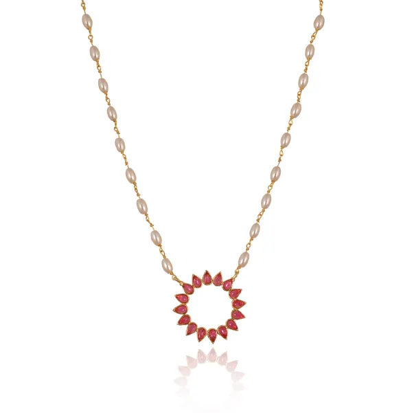 Circular_Pendent_with_Pearl_Chain