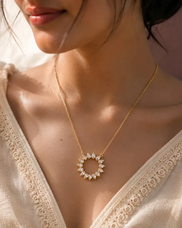 Circular_Pendent_with_Chain