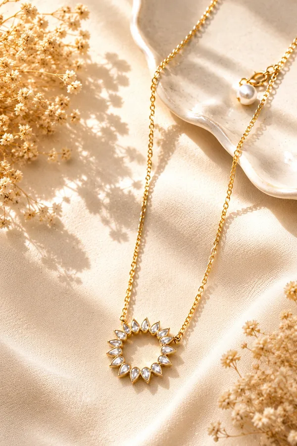 Circular_Pendent_with_Chain
