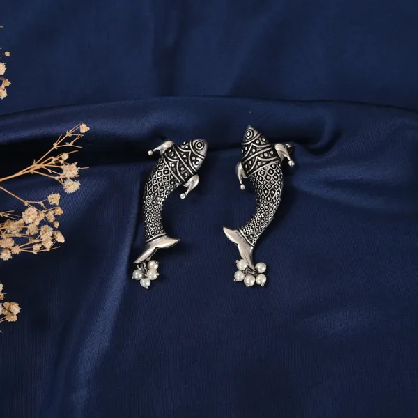 Fish_Ear_cuff