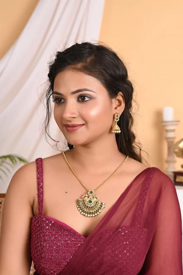 Gold_Plated_Green_Pendent_Set