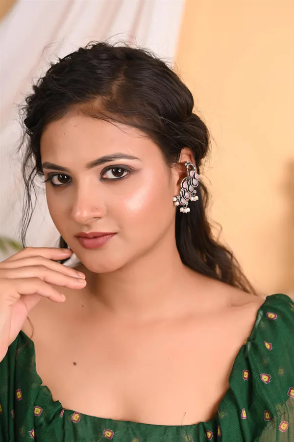 Peacock_Pearl_Ear_cuffs