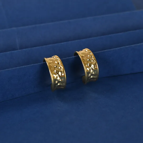 Handmade_Gold_Plated_Hammered_Hoop_Earrings