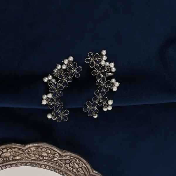 Unique_Blue_Ear_Cuff