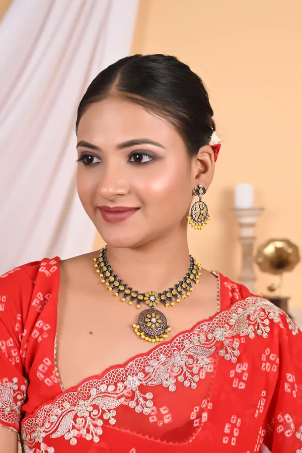 Yellow_Necklace_Set