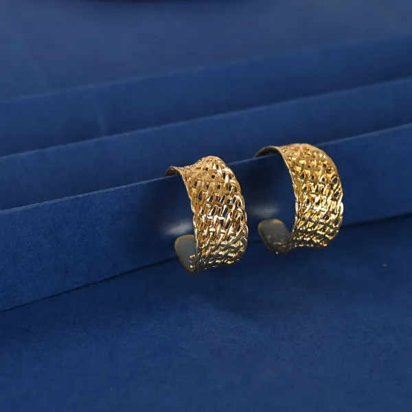 Classic_Gold_Plated_Hoop_Earrings