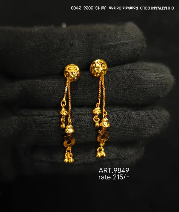 Gold_Tone_Dangling_Earrings_For_Women