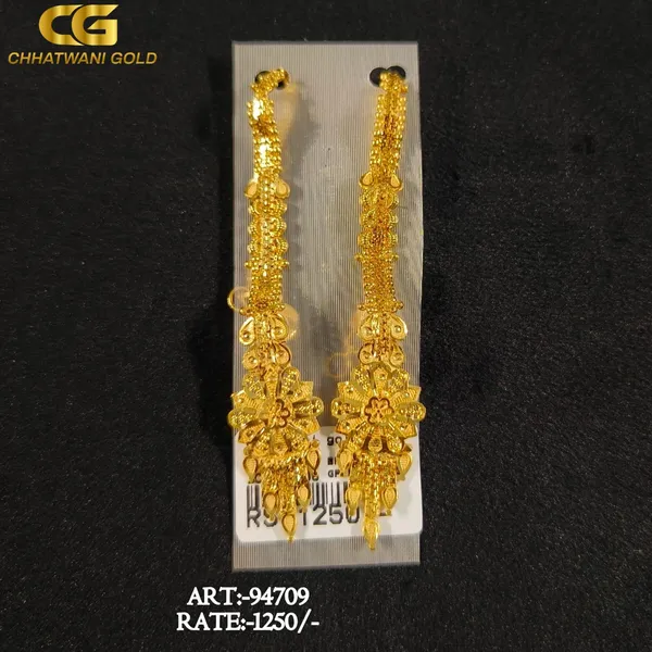Gold_Tone_Floral_Drop_Earrings_For_Women