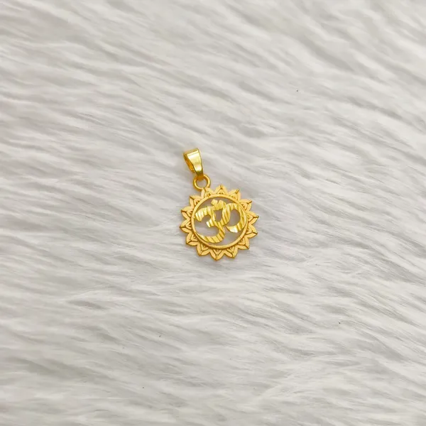 Gold_Tone_Om_Symbol_Pendant_For_Women