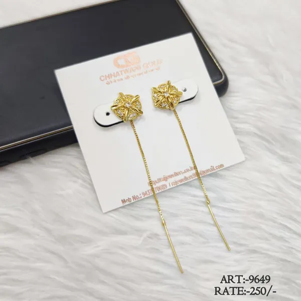 Gold-Tone_Floral_Chain_Drop_Earrings_For_Women