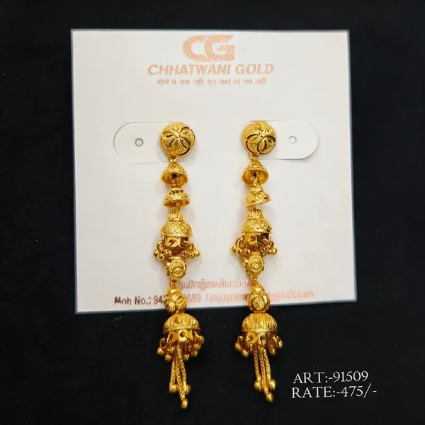 Gold-Tone_Traditional_Dangler_Earrings_For_Women