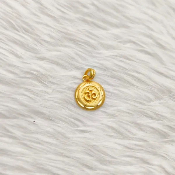 Gold-Tone_Heart_And_Butterfly_Pendant_For_Women