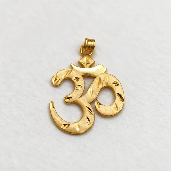 Gold_Tone_Om_Symbol_Pendant_For_Women