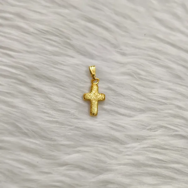 Gold-Tone_Heart_And_Butterfly_Pendant_For_Women