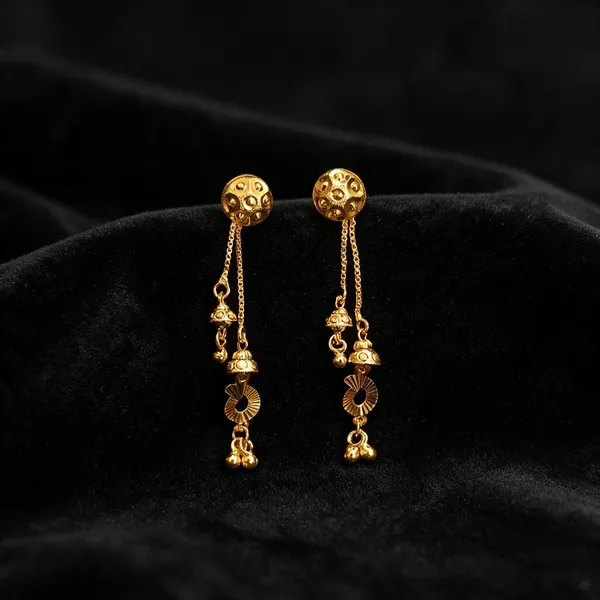 Gold_Tone_Dangling_Earrings_For_Women