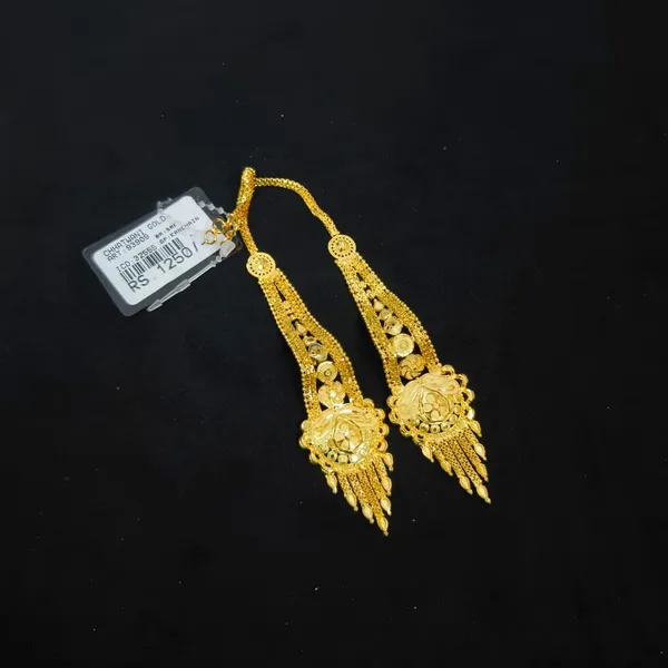 Gold-Toned_Traditional_Decorative_Jewellery_Accessory
