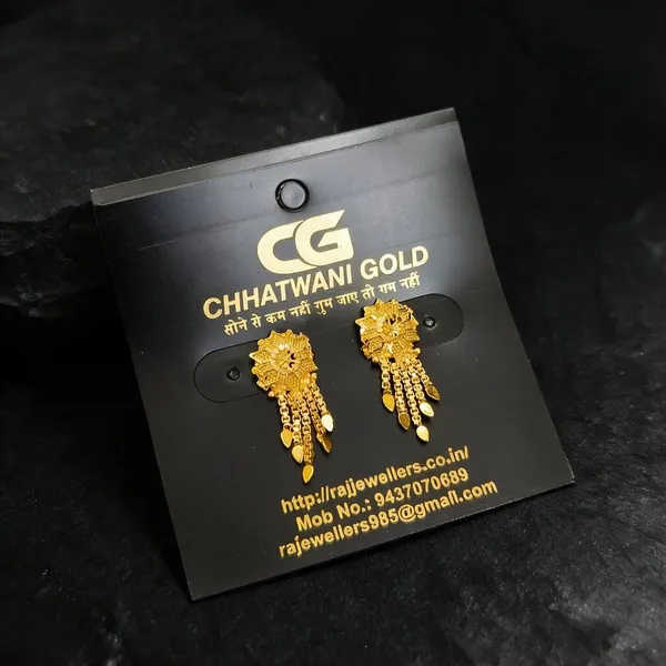 Gold_Tone_Traditional_Drop_Earrings_For_Women