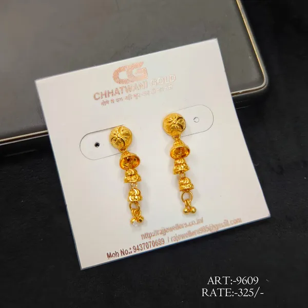 Gold_Tone_Dangle_Earrings_For_Women