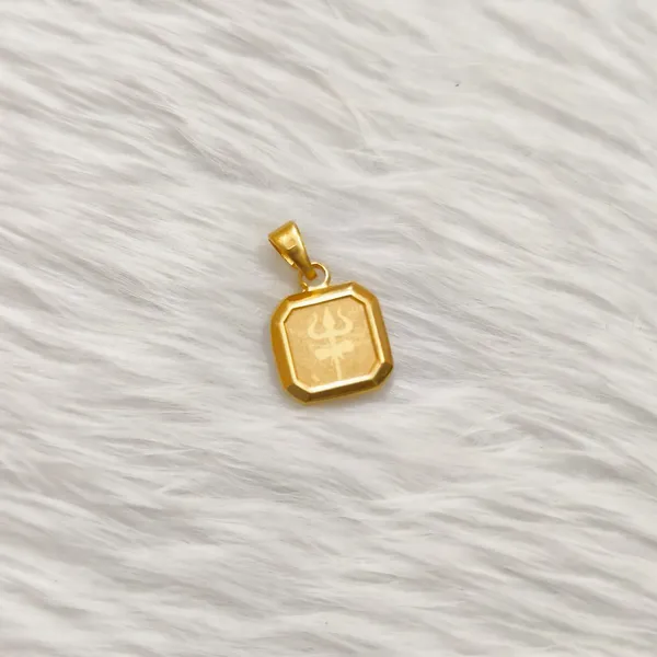 Gold-Tone_Heart_And_Butterfly_Pendant_For_Women