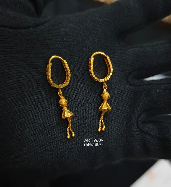 Gold_Tone_Dangle_Earrings_For_Women