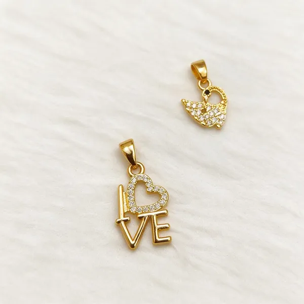 Gold_Tone_Love_And_Crown_Pendant_Set_For_Women
