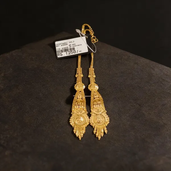 Gold_Tone_Ethnic_Long_Drop_Earrings_For_Women