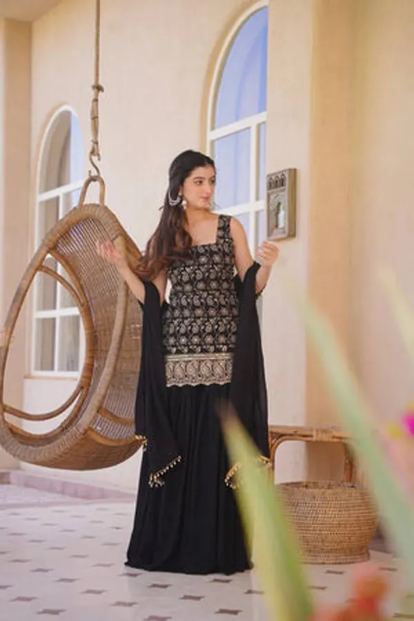 Green_Heavy_Blooming_Faux_Georgette_Sharara_Set_For_Women