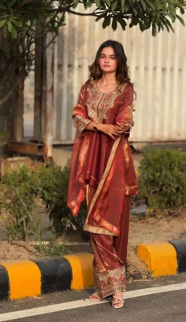 Bronze_Heavy_Fancy_Silk_Pakistani_Suit_Set_For_Women