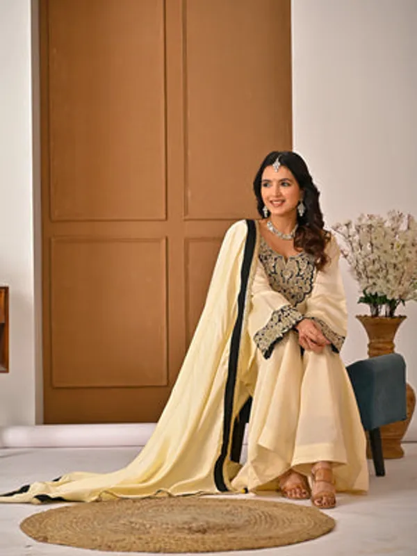 White_Heavy_Roman_Silk_Kurti_Sharara_Set_For_Women