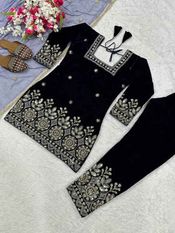 Midnight_Blue_Premium_Heavy_Viscose_Velvet_Party_Wear_Ensemble_For_Women