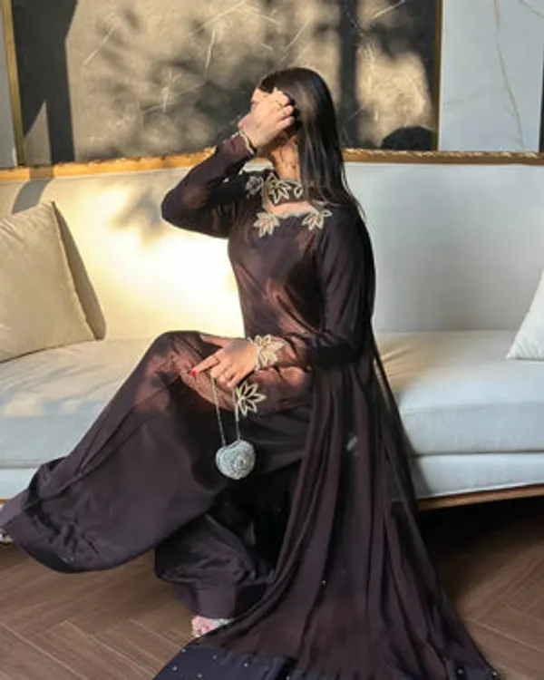 Black_Heavy_Natural_Crepe_Silk_Suit_Set_For_Women