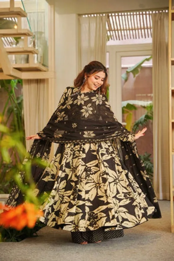 Black__And_Beige_Muslin_Cotton_Anarkali_Suit_Set_For_Women