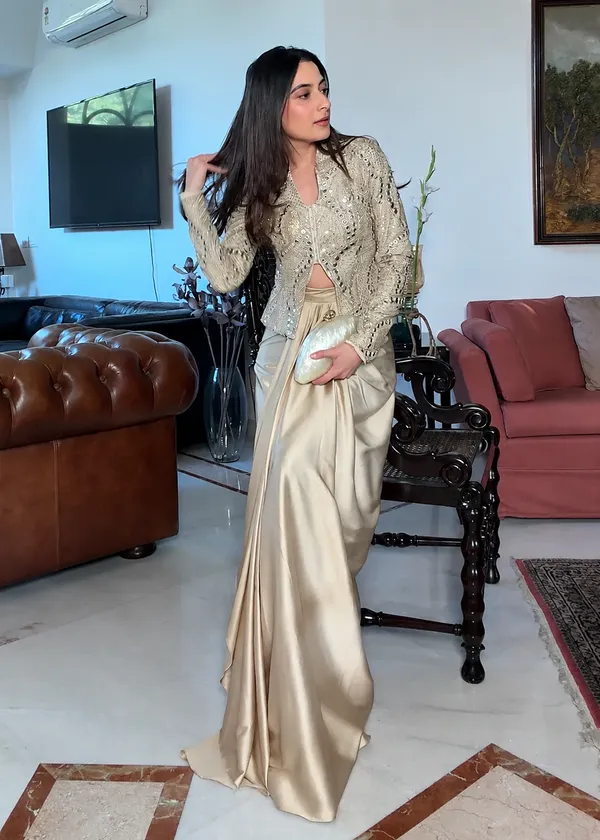 Ivory__And_Off_White_Premium_Satin_Silk_Saree_Set_For_Women