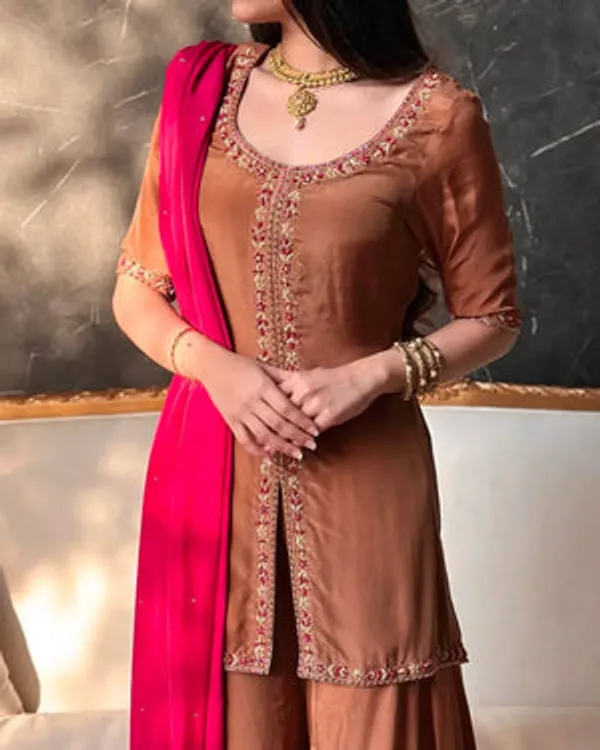 Orange_Heavy_Natural_Crepe_Silk_Suit_Set_For_Women