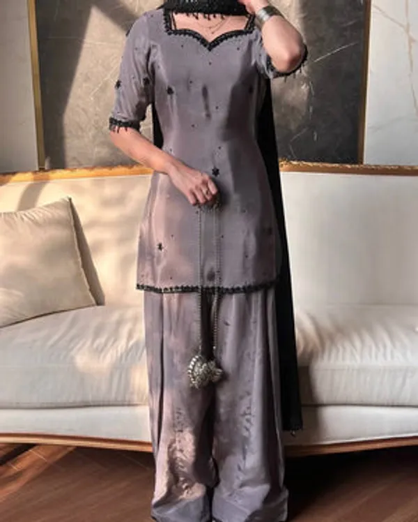 Gray_Heavy_Natural_Crepe_Silk_Suit_Set_For_Women