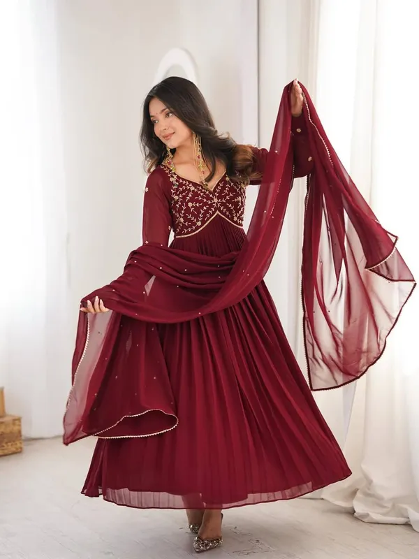 Maroon_Heavy_Faux_Georgette_Anarkali_Gown_Set_For_Women