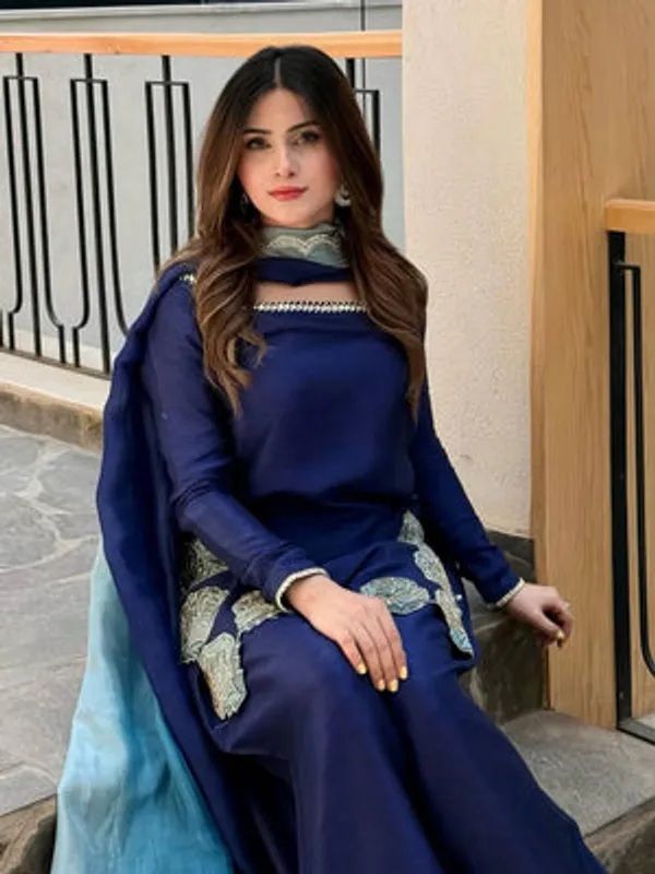 Blue_Heavy_Natural_Crepe_Silk,_Heavy_Pure_Chiffon_Silk_Farshi_Suit_Set_For_Women