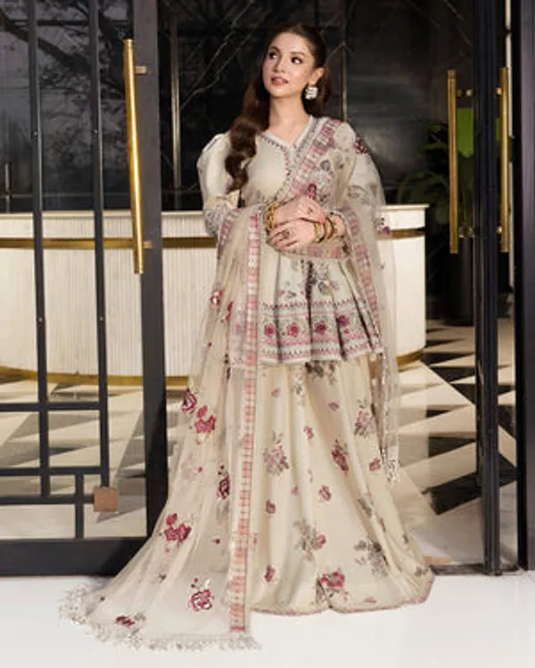 Beige_Heavy_Natural_Crepe_Silk_Festive_Suit_Set_For_Women