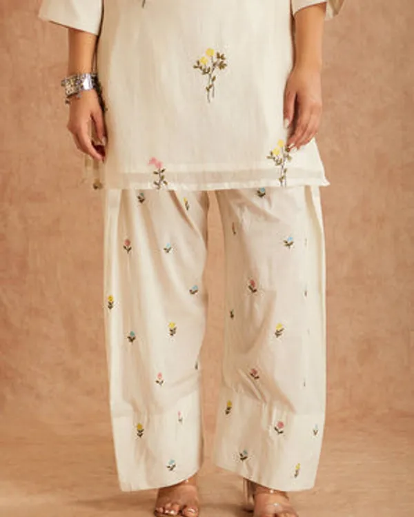 White_Heavy_Roman_Silk,_Heavy_Faux_Georgette_Suit_Set_For_Women