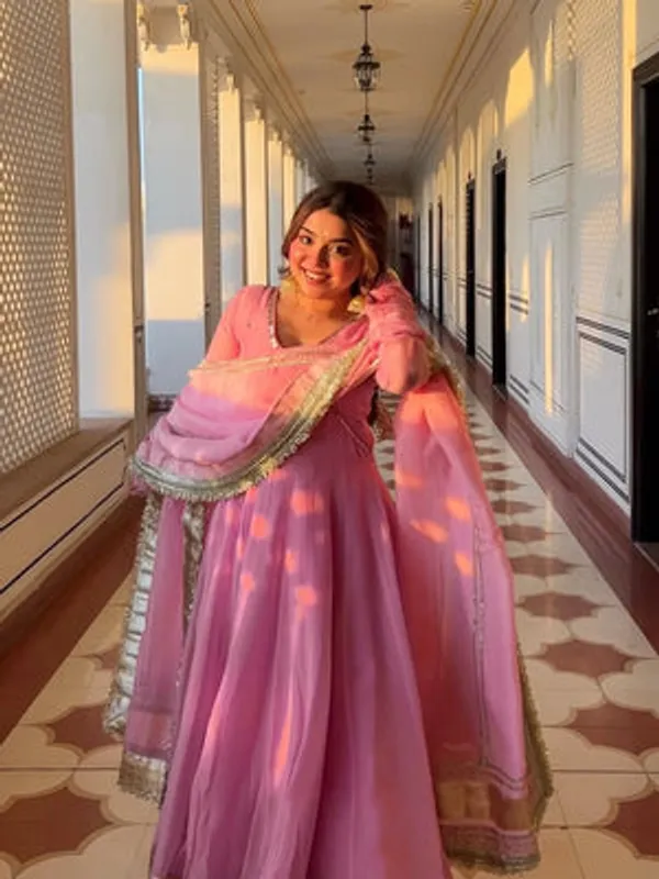 Pink_Heavy_Fendi_Silk,_Heavy_Tabby_Organza_Anarkali_Gown_Set_For_Women