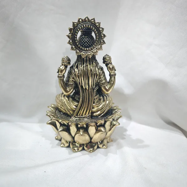 Laxmi_Double_Kamal-MARBLE_DUST_IDOL