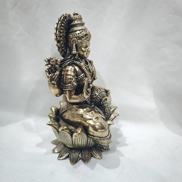 Laxmi_Round_Base-MARBLE_DUST_IDOL