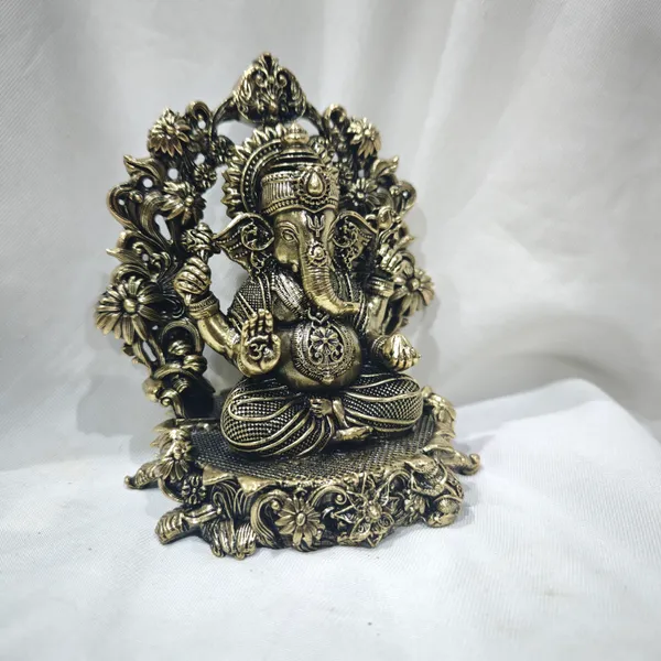 Prabhavali_Ganesh_2_Brass_Antique_Idol