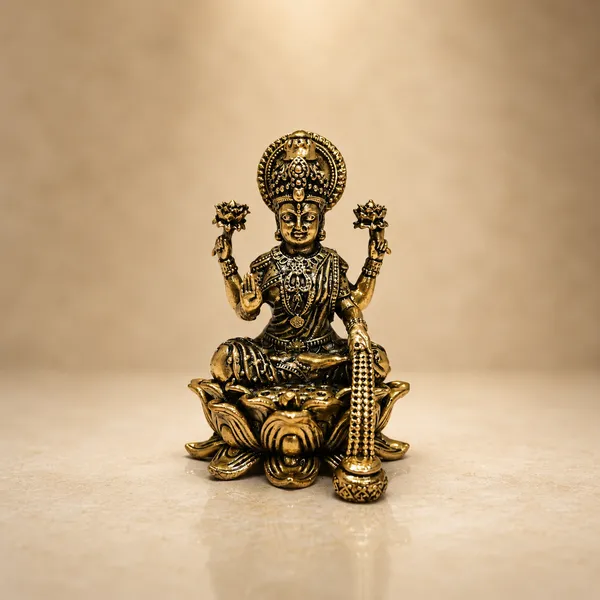 Laxmi_3-MARBLE_DUST_IDOL