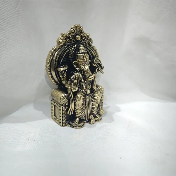 Lalbaug_Ganesh-MARBLE_DUST_IDOL