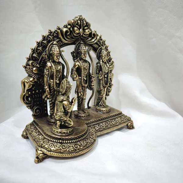 Ram_Darbar_Brass_Antique_Idol